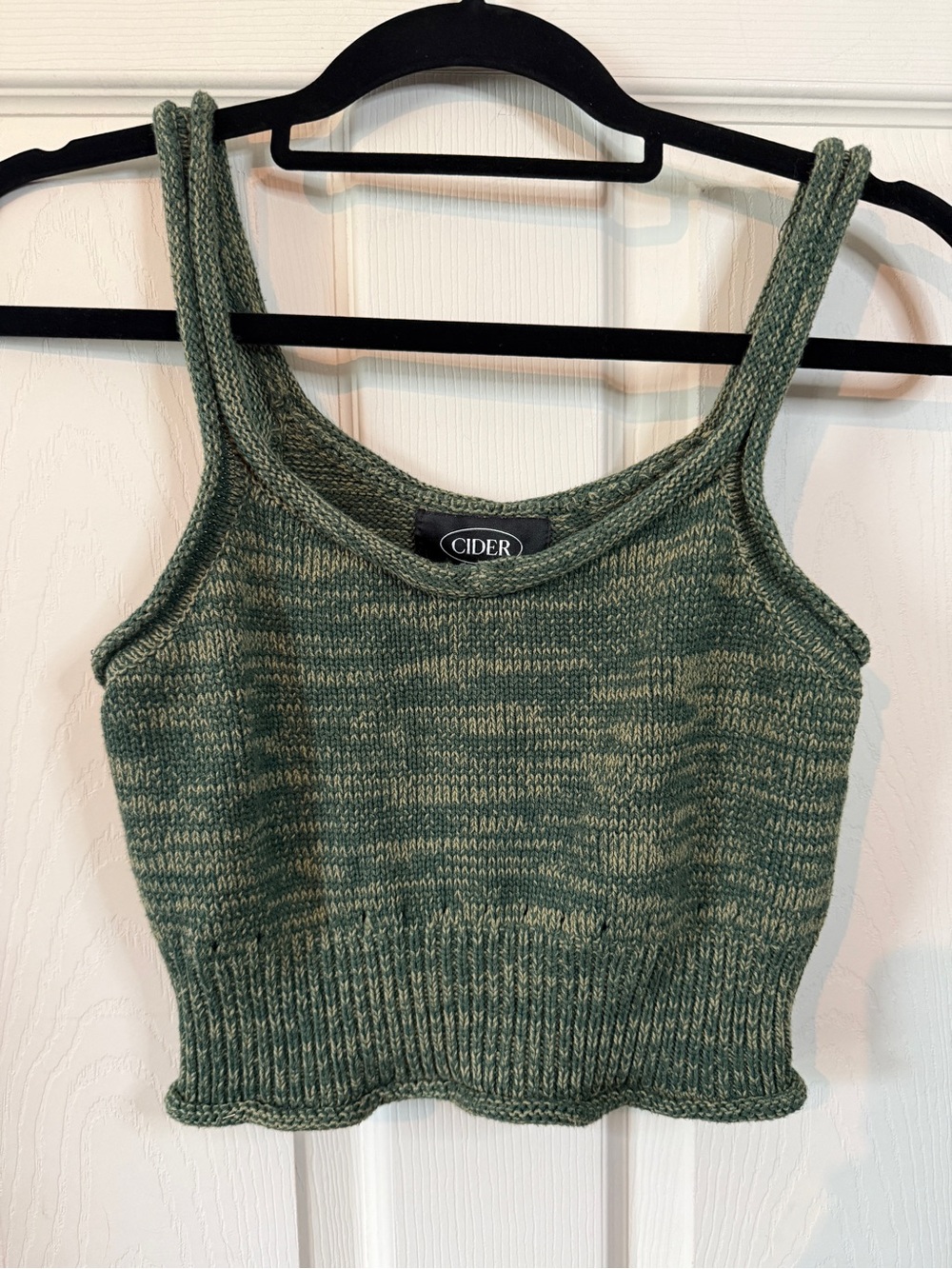 Cider Knit Green Cropped Tank Woman’s Size Medium
